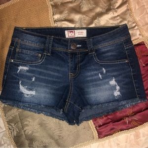 3/$15 MUST BUNDLE - Ashley Lowrise Denim Shorts from LEI